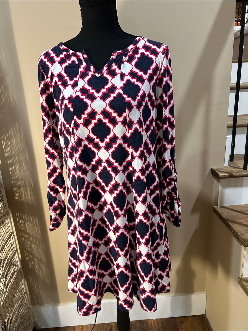 crown & ivy XS   long roll up sleeve navy white  & Pink Geometric Dress